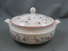 Avalon Tureen
